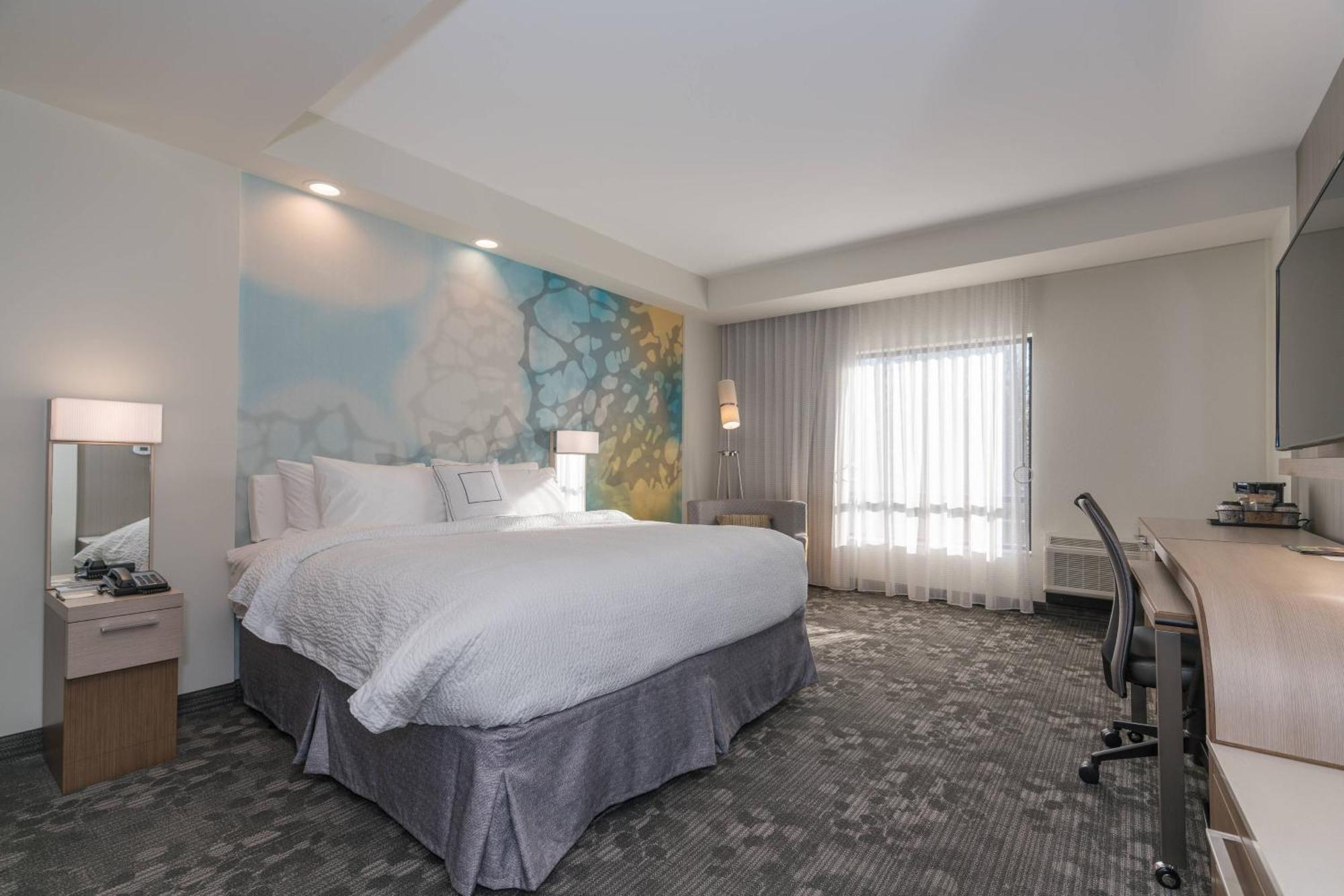 Hotel Courtyard By Marriott 3*
