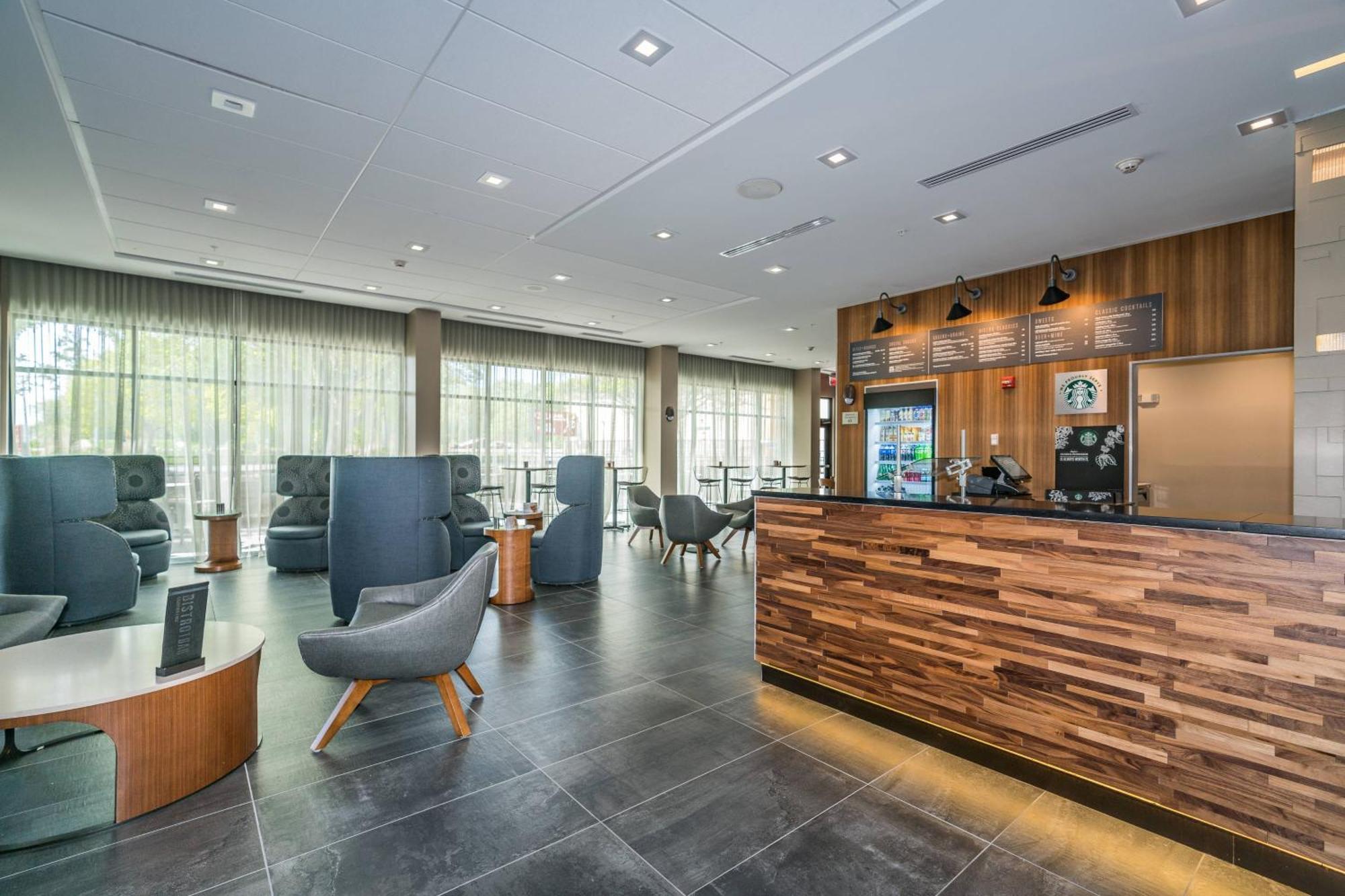 Courtyard By Marriott Hotel